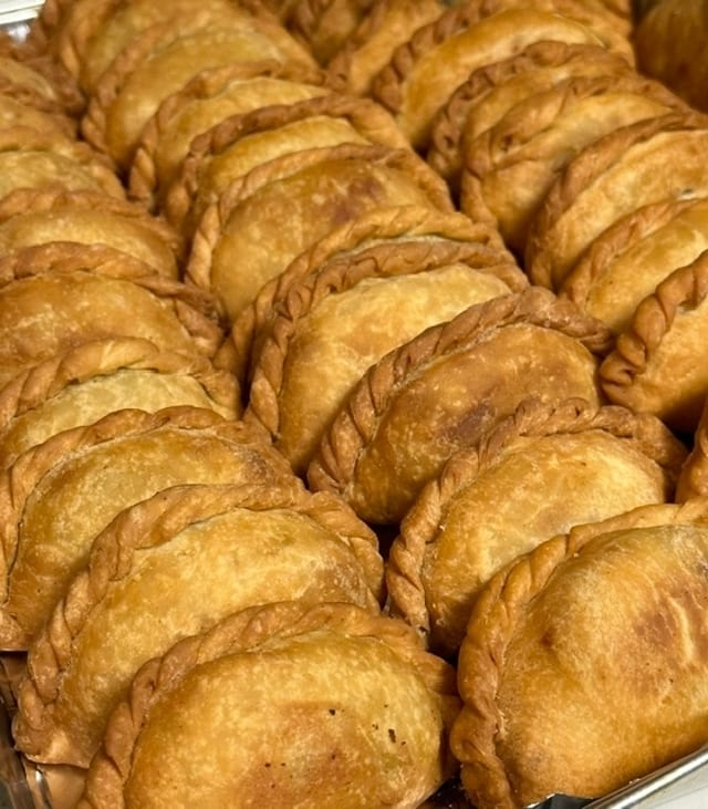 1 Dozen Chicken Empanadas.